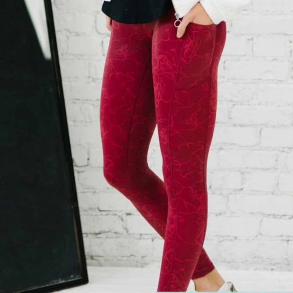 ZYIA Burgundy Floral-Print Leggings